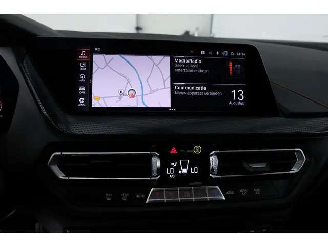 BMW 1 Serie 118i Executive Edition 2020 Benzine 9