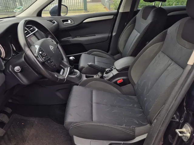 Citroën C4 1.6 Collection, incl. Nieuwe apk!! 2013 Benzine 21