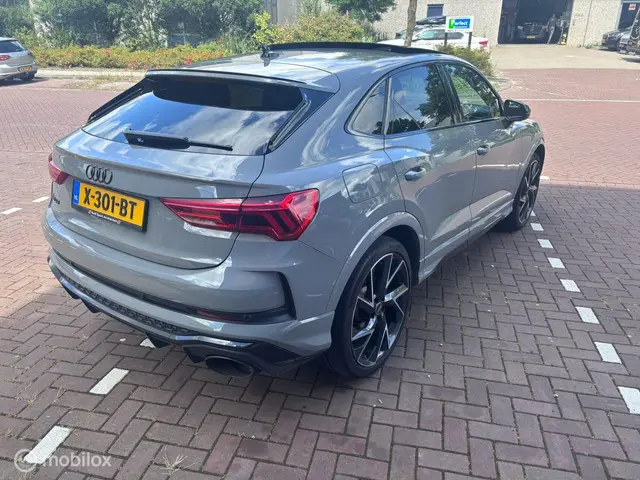 Audi RSQ3 2.5 TFSI 2023 FULL OPTION! 2023 Benzine