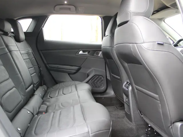 Citroën C5 X HYBRID 145 MAX 2026 Hybride Benzine 7