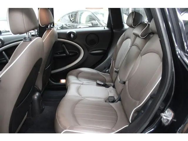 MINI Countryman Mini 1.6 One Edition 2012 Benzine 6