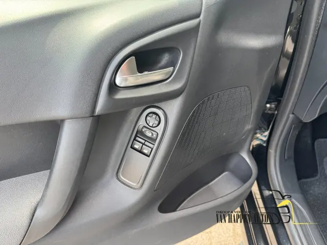 Citroën C3 1.0 VTi Attraction 2013 Benzine 4