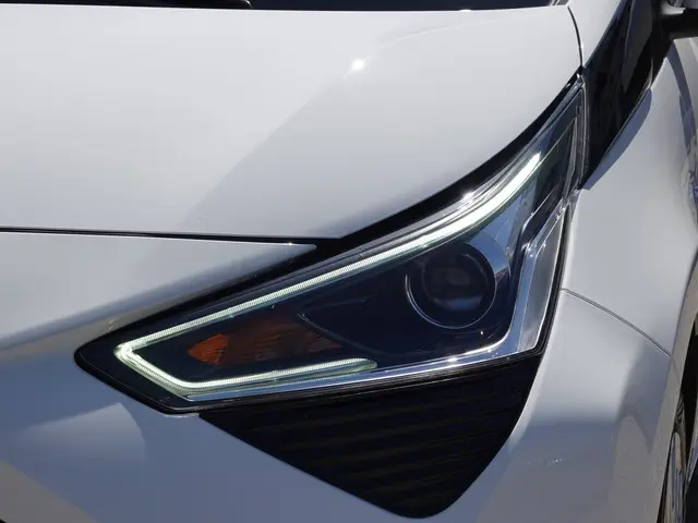 Toyota Aygo 1.0 VVT-i x-play 2021 Benzine 12