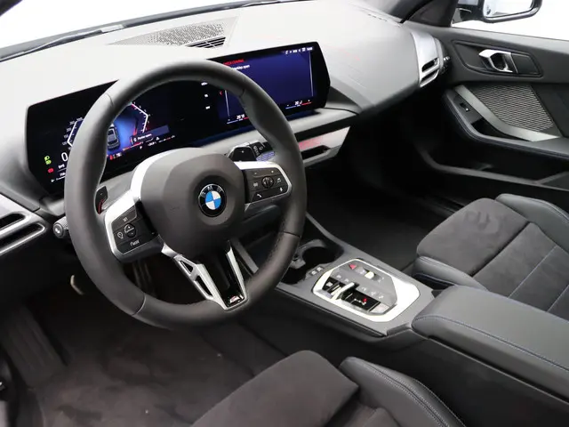 BMW 1 Serie 120 2025 Benzine 10