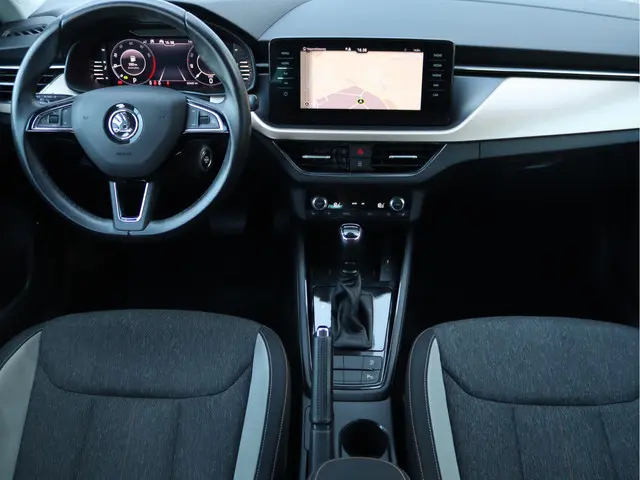 Škoda Scala 3