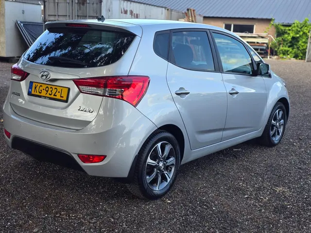 Hyundai ix20 1.6i Go! Automaat 2016 Benzine 5