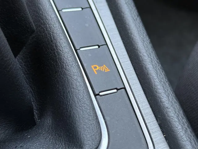 Volkswagen Golf 1.2 TSI Comfortline 2013 Benzine 35