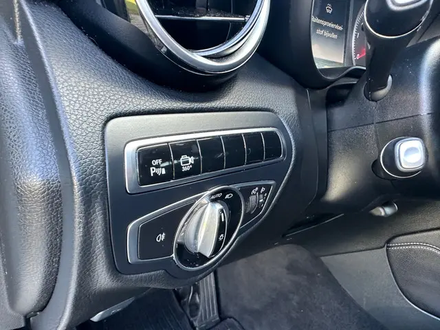 Mercedes-Benz GLC 220 d 4MATIC 2015 Diesel 20
