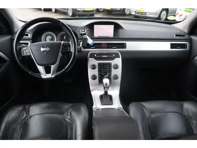 Volvo V70 2.0 D4 Summum 2013 Diesel 2