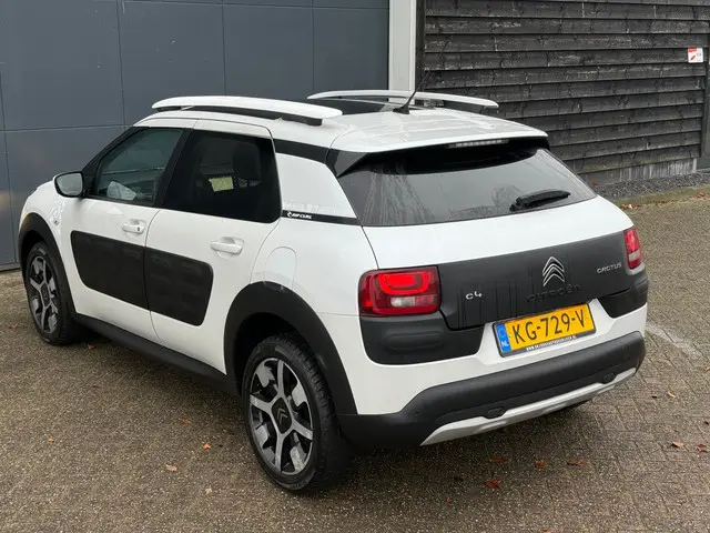 Citroën C4 Cactus 1.2 PureTech Rip Curl 2016 Benzine 7