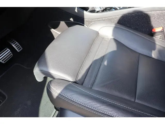 Volvo XC40 1.5 T5 Recharge R-Design 2020 Hybride Benzine 21