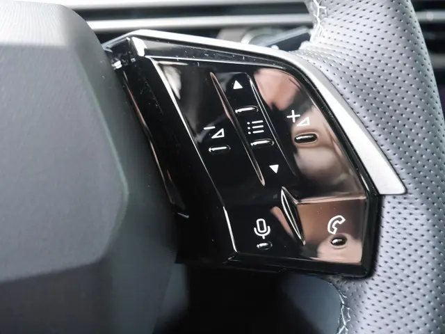 Peugeot 5008 1.2 Hybrid 136 GT 2026 Hybride Benzine 25