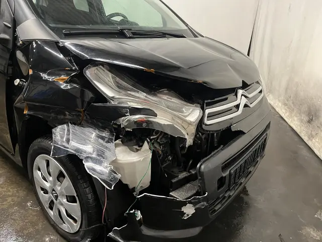 Citroën C1 1.0 VTi Feel SCHADEAUTO!! 2019 Benzine 7