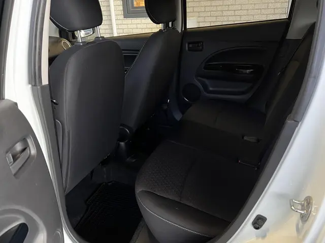 Mitsubishi Space Star 1.2 Invite 2019 Benzine 25