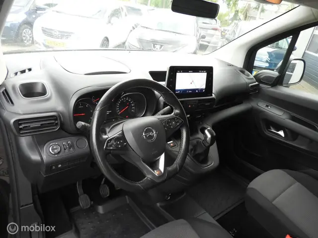 Opel Combo 1.6D L1H1 Innovation 2018 Diesel 14