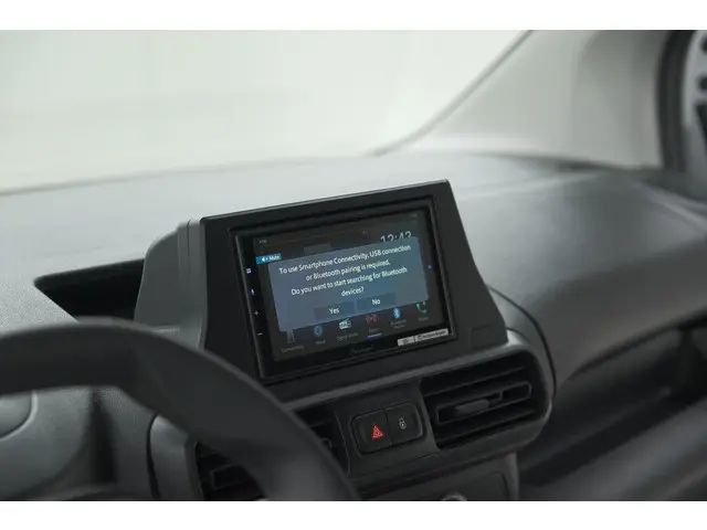 Peugeot Partner 1.5 BlueHDi 100 S&S L1 2023 Diesel 32