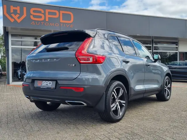 Volvo XC40 2.0 T5 AWD R-Design | PANO | LED | H&K | 2020 Benzine 7