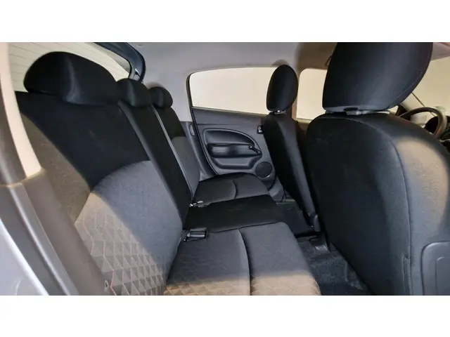 Mitsubishi Space Star 1.2 Connect+ 2024 Benzine 4