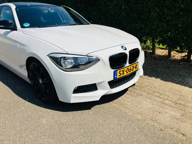 BMW 1 Serie 114i EDE Sport 2013 Benzine 6
