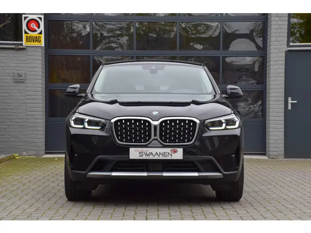 BMW X4 30i 2022 Benzine 2