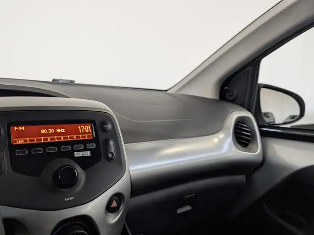 Citroën C1 1.0 e-VTi Feel |AIRCO|NAP 2015 Benzine 13