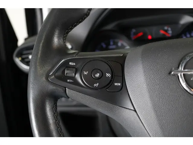 Opel Crossland 1.2 Turbo GS Line 2023 Benzine 12