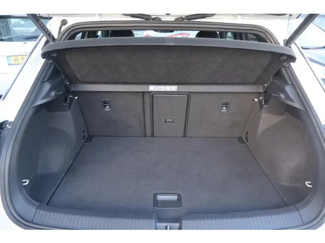 Volkswagen T-Roc 1.5 TSI Sport Business R 2020 Benzine 16