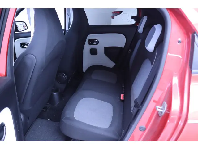 Renault Twingo 1.0 SCe Limited 2017 Benzine 12