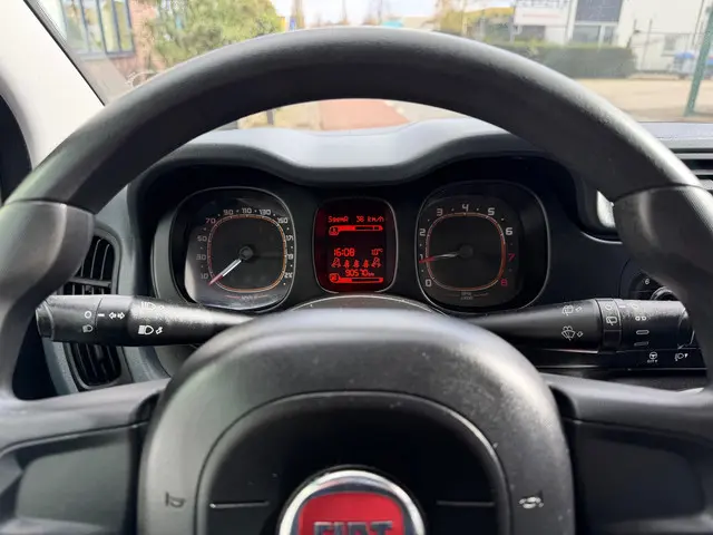 Fiat Panda 0.9 TwinAir Popstar AIRCO* N.A.P. 2017 Benzine 16