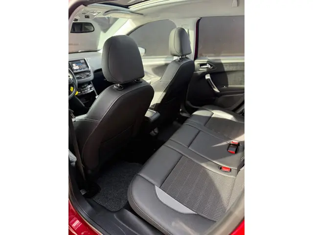 Peugeot 2008 1.2 PureTech Allure 2018 Benzine 25