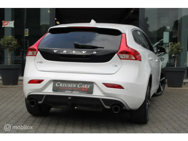 Volvo V40 2.0 T2 R-Design/Navi/Tel/Pdc/Trekhaak/ 2015 Benzine 14