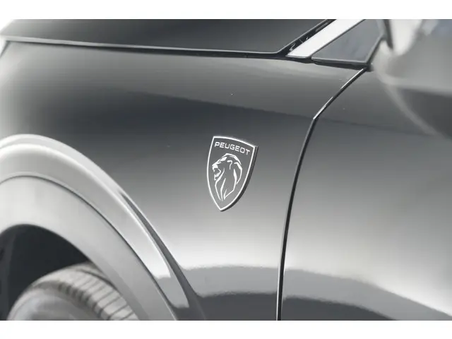 Peugeot 3008 Hybrid 145 e-DCS6 GT 2025 Hybride Benzine 22
