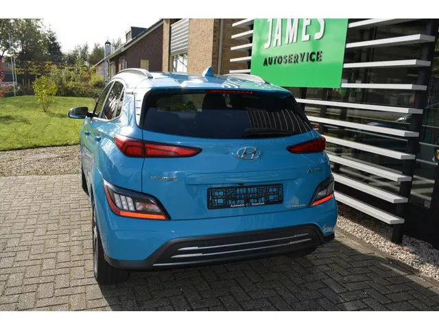 Hyundai Kona EV Premium 64 kWh 2021 Elektrisch 8