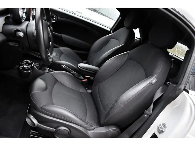 MINI Coupé Mini 1.6 Cooper Pepper 2012 Benzine 11