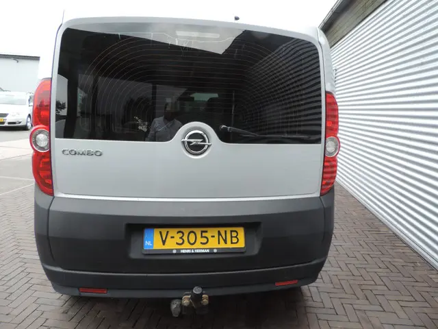 Opel Combo 1.6 CDTi L1H1 Edition 2018 Diesel 8