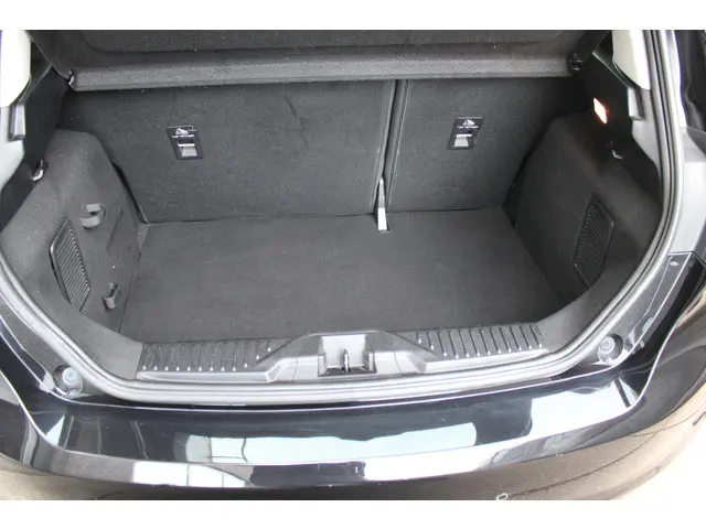 Ford Fiesta 1.0 EcoBoost Connected 2020 Benzine 29