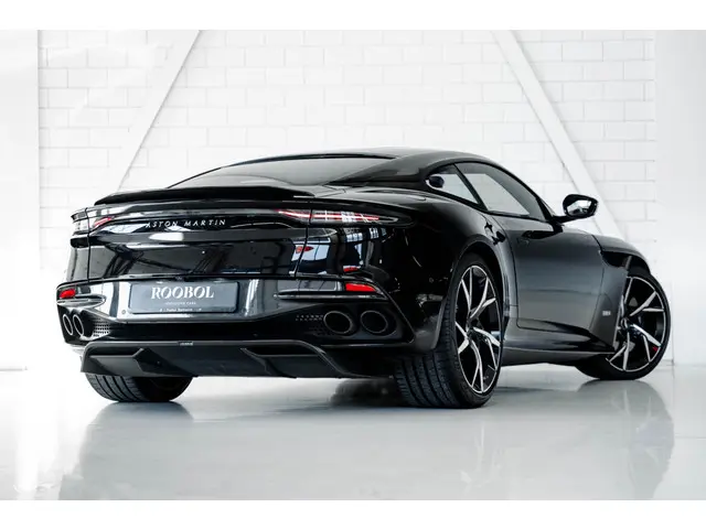 Aston Martin DBS 3