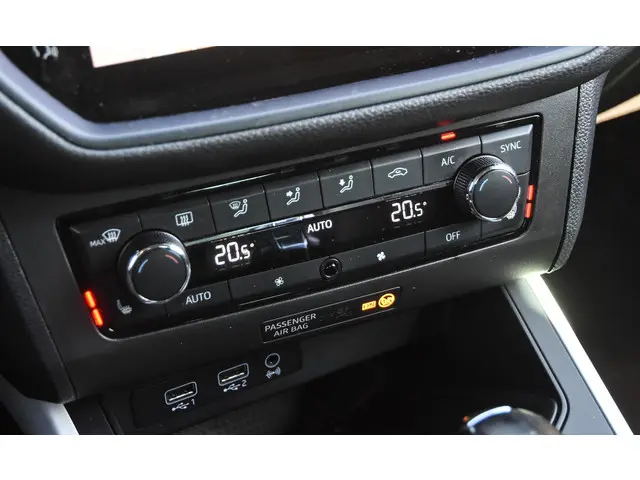 SEAT Arona 1.0 FR X Launch Edition 2018 Benzine 16