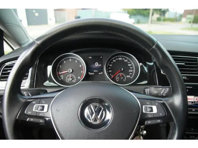 Volkswagen Golf 1.4 TSI ACT Highline !! 150 PK !! 2016 Benzine 23