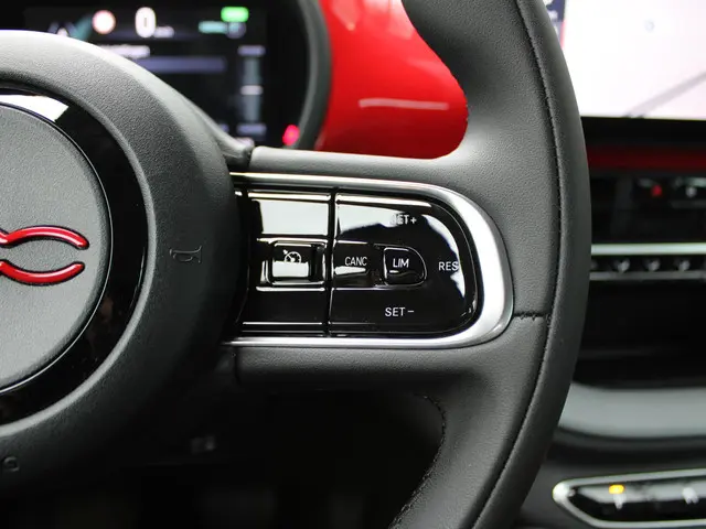 Fiat 500e RED 24 kWh 2023 Elektrisch 18