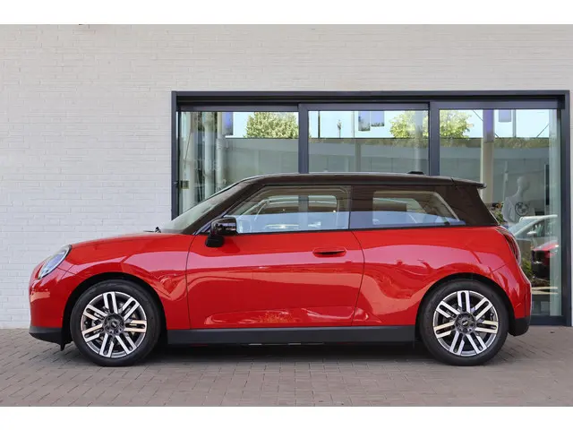 MINI 3-Deurs E 2025 Elektrisch 5
