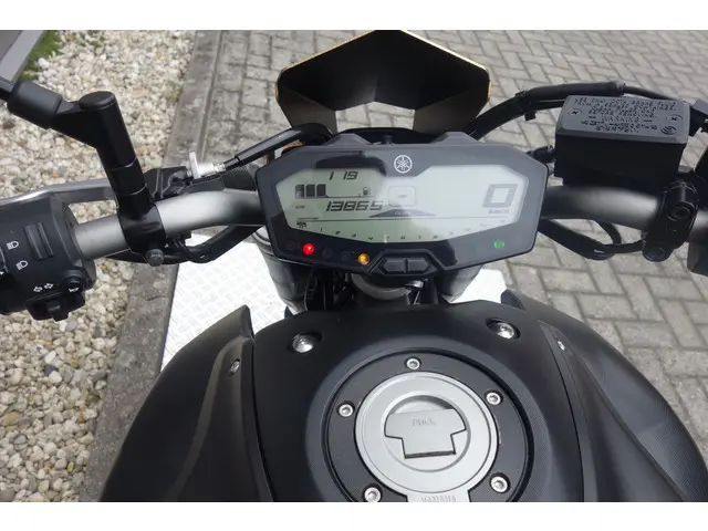 Yamaha MT 07 ABS 2015 Benzine 14