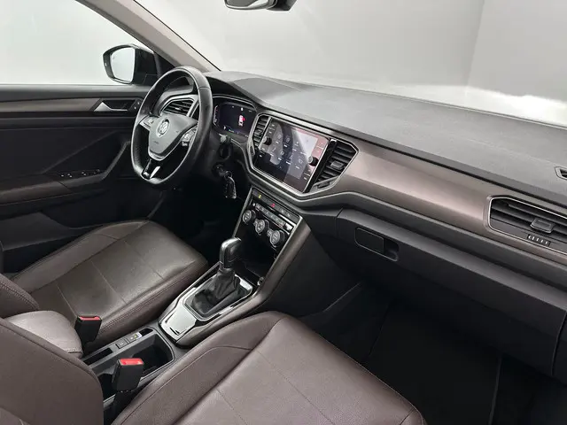 Volkswagen T-Roc 1.5 TSI Sport 2018 Benzine 12