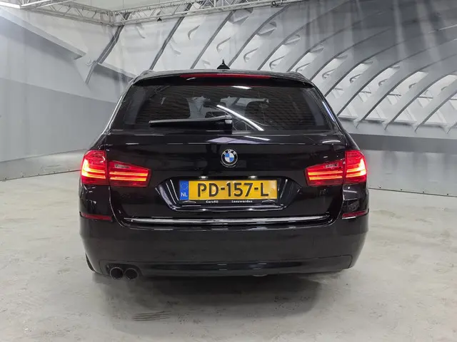 BMW 5 Serie Touring 520d High Executive 2016 Diesel 7
