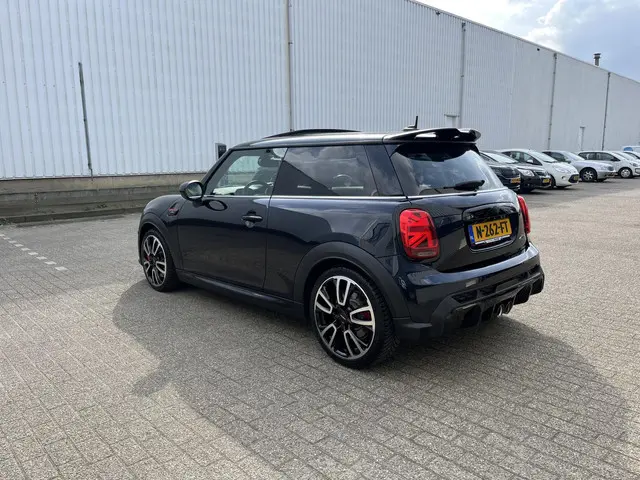 MINI Cooper Mini 2.0 John Works Essential 2021 Benzine 77