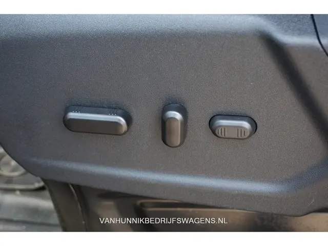 Ford Transit 350L 130PK L4H3 BPM VRIJ!! 2024 Diesel 12