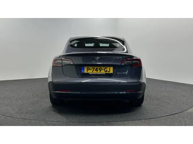 Tesla Model 3 Long Range AWD 75 kWh LEER. 2021 Elektrisch 7