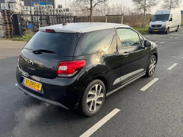 Citroën DS3 1.2 VTi So Chic / AIRCO / NAP 2012 Benzine 5