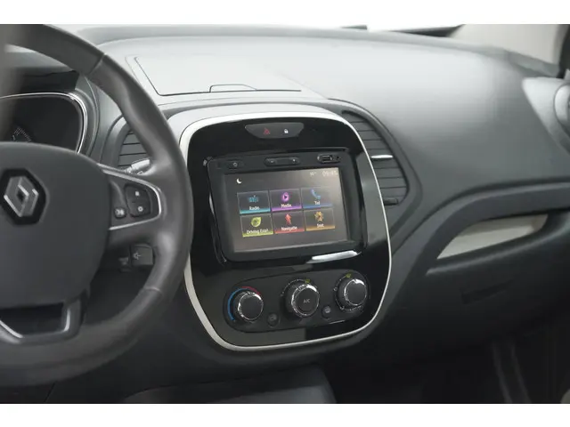 Renault Captur TCe 90 Limited 2017 Benzine 3