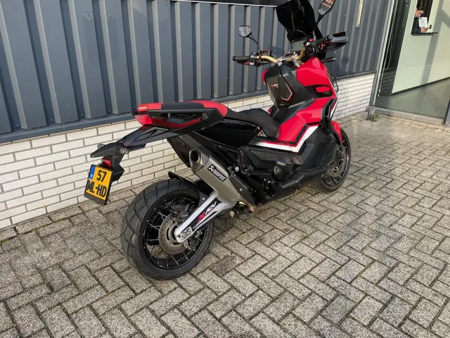 Honda NC 750 Scooter X-ADV Akrapovic 2019 Benzine 6